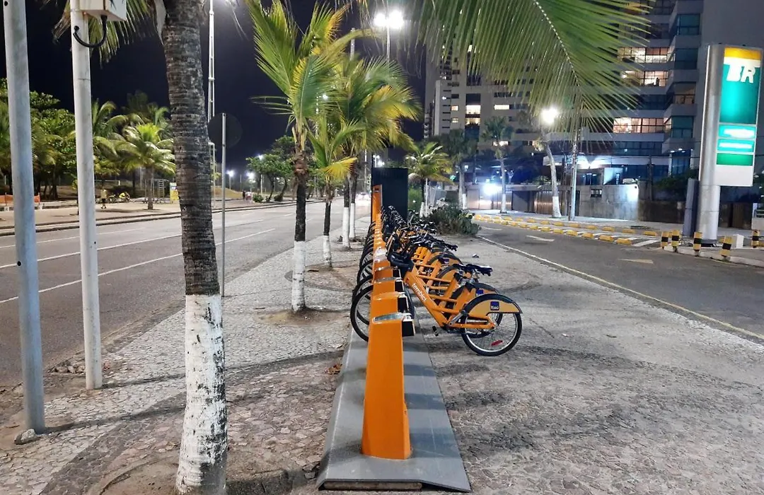 Lar Recife Olinda Praia 1, na Avenida Boa Viagem-1