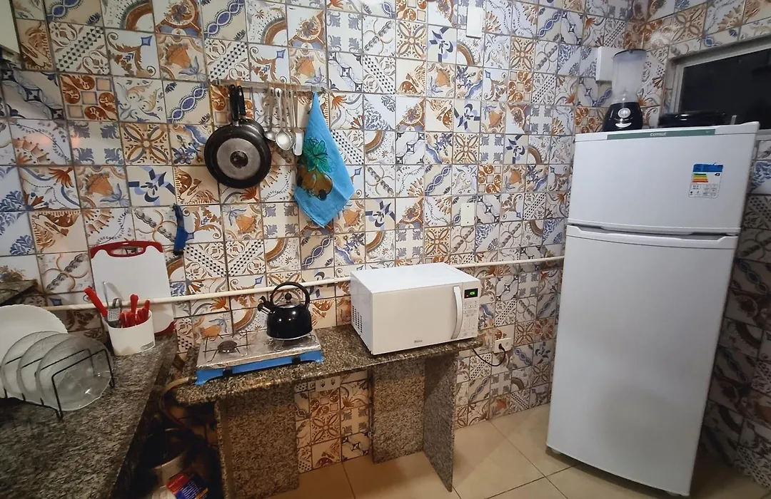 Apê Espaçoso e Econômico - Pertinho da Praia-1