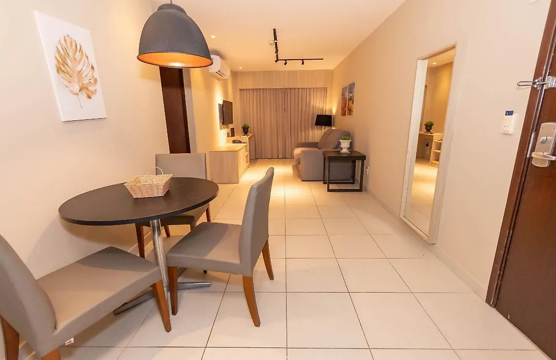 Hosts Br - Flat Beach Class Boa Viagem-1