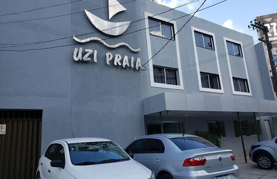 Hotel Uzi Praia-1
