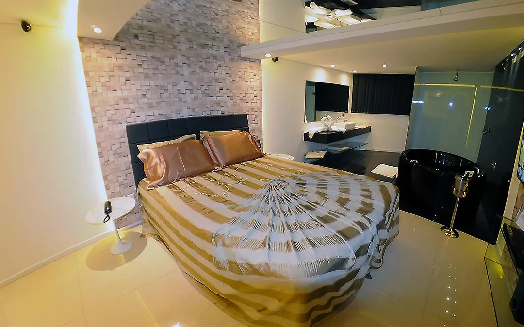 Nexos Motel Tamarineira (Adults Only)-1
