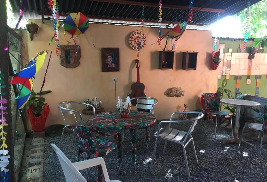 Gira Arte Hostel-1