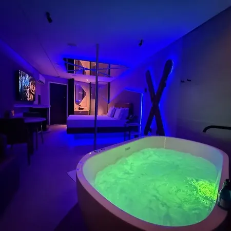 Nexos Motel Tamarineira (Adults Only)-2